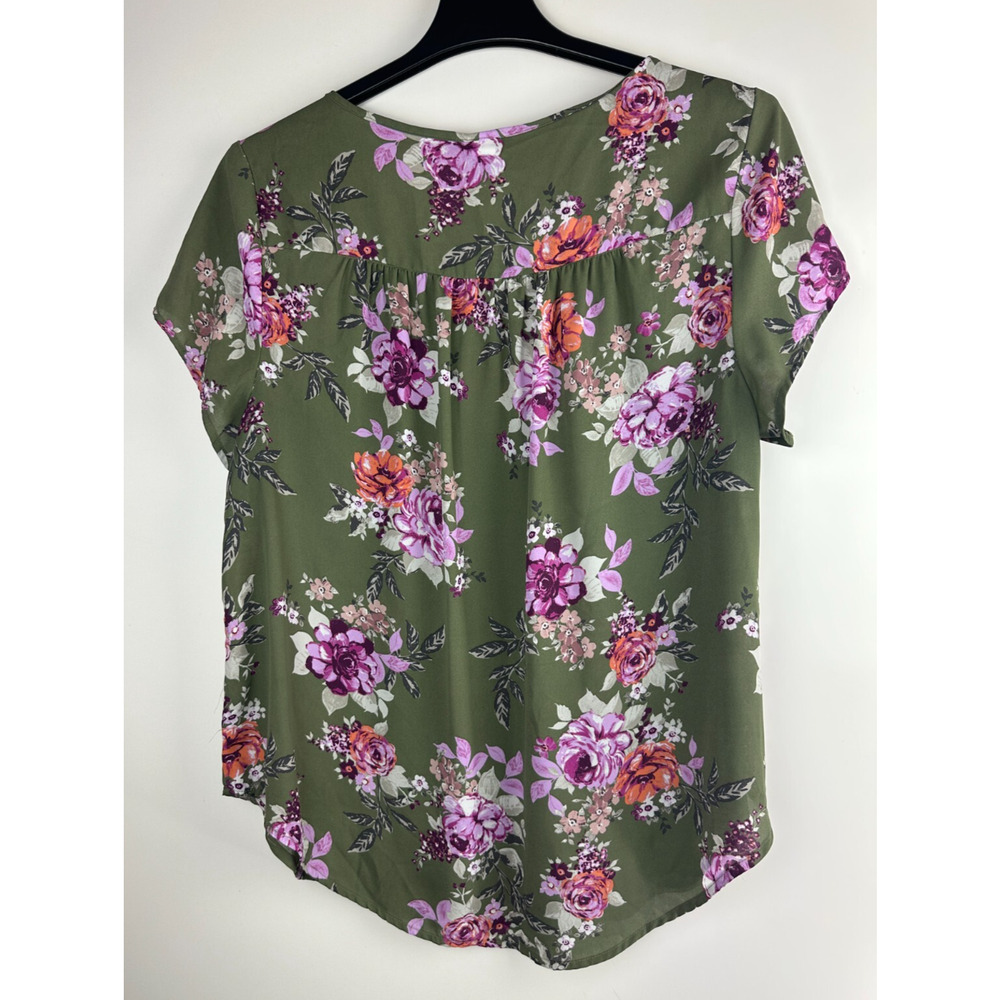 ✨2/$20 $Torrid Floral Georgette Keyhole Blouse Green Semi Sheer Plus Size 1 1X - Picture 7 of 9